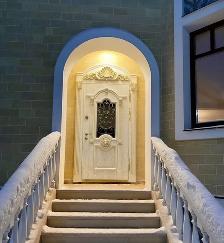 Термодверь с патиной и резьбой Термодверь с патиной и резьбой