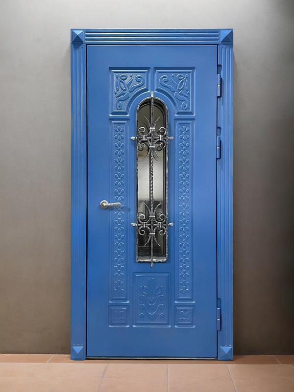 Остекленная синяя дверь