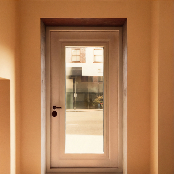 С большим остеклением