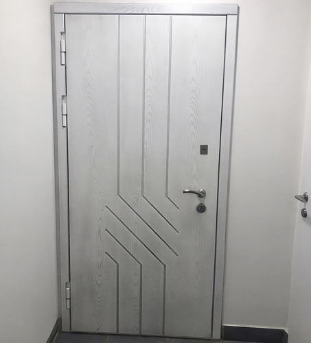 Квартирная дверь МДФ Квартирная дверь МДФ